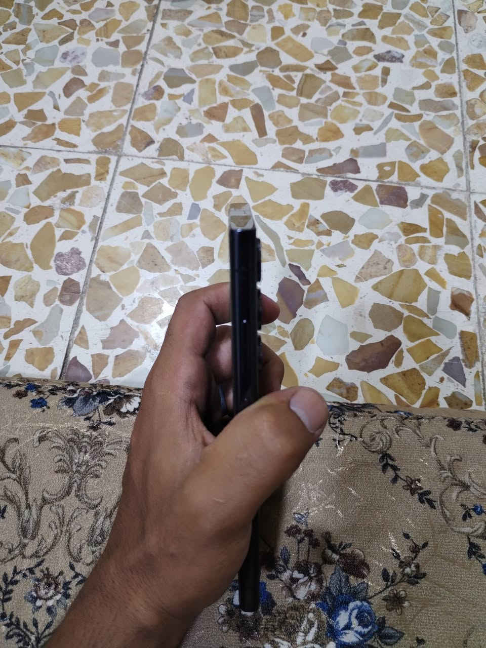السلام وعليكم
جهاز
 Galaxy S23 Utra
الجهاز فول نضافه 100/100
معروف الجهاز بطاريه عملاقه 5000مللي امبير 

ذاكره 250
دبل سيم 
الجهاز ماصارله شي من اخذته لل امانه
ابيع بدون كارتون بدون شاحنه 
لل تواصل ***********بي وتساب
