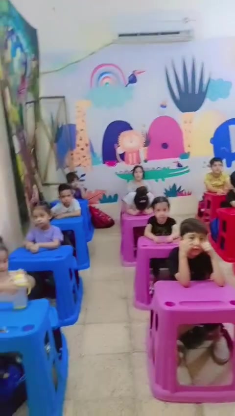 📢 فتح باب التسجيل في روضة وحضانة "الملاك الصغير" 👼✨
​تعلن روضة وحضانة الملاك الصغير عن بدء التسجيل واستقبال أطفالكم الأعزاء لتوفير بيئة آمنة، تعليمية، وممتعة لهم.
​نحن هنا لنلبي احتياجاتكم واحتياجات أطفالكم بمرونة عالية، حيث وفرنا لكم نظام دوام مرن يناسب الجميع:
​⏰ أوقات الدوام (نظام الشفتات):
​الشفت الصباحي: من الساعة 7:30 صباحاً وحتى 12:00 ظهراً.
​الشفت المسائي: من الساعة 11:00 صباحاً وحتى 3:00 ظهراً.
​ساعات إضافية: تتوفر أوقات إضافية مخصصة ومريحة لأبناء الموظفين والموظفات لتناسب ساعات عملكم.
​📍 العنوان والموقع:
​الحسينية - الراشدية
تقاطع الجريخي — مجاور سنتر الجريخي — مقابل بيت ورد.
​📞 للاستفسار والتسجيل:
​يسعدنا تواصلكم معنا والإجابة على جميع أسئلتكم عبر الهاتف أو الواتساب:
📱 ***********
​أهلاً وسهلاً بملاكين الصغار! ❤️
