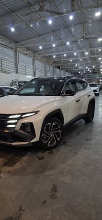 توسان ٢٠٢٥ • فول بانوراما • ماشي ٢١٠٠٠