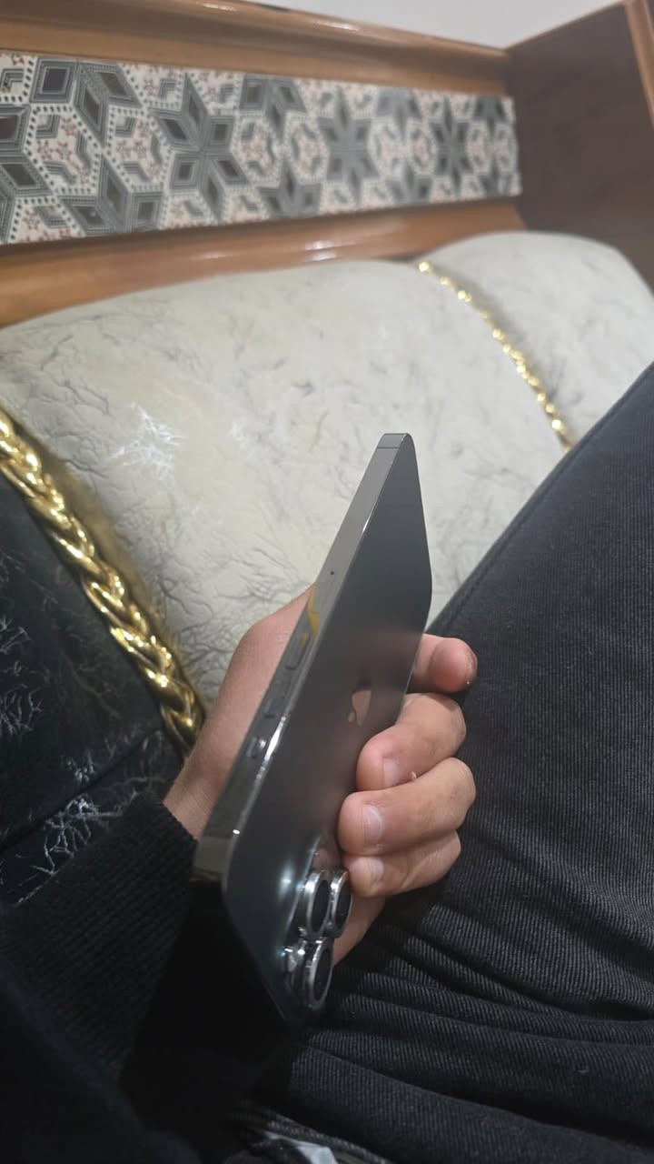 السلام عليكم ايفون 13 برو ماكس أمريكي نموذج M الجهاز مامفتوح فحص حاسبة بطارية 94 شحن يوم كامل بدون صرف الجهاز فقط هذن الشخوط من ورة الكفر مال الجهاز سعر 740 بغداد حي النصر


**إذا كنت صاحب هذا الإعلان وتريد حذفه لأي سبب، رجاءا أرسل رسالة إلى الدعم الفني**