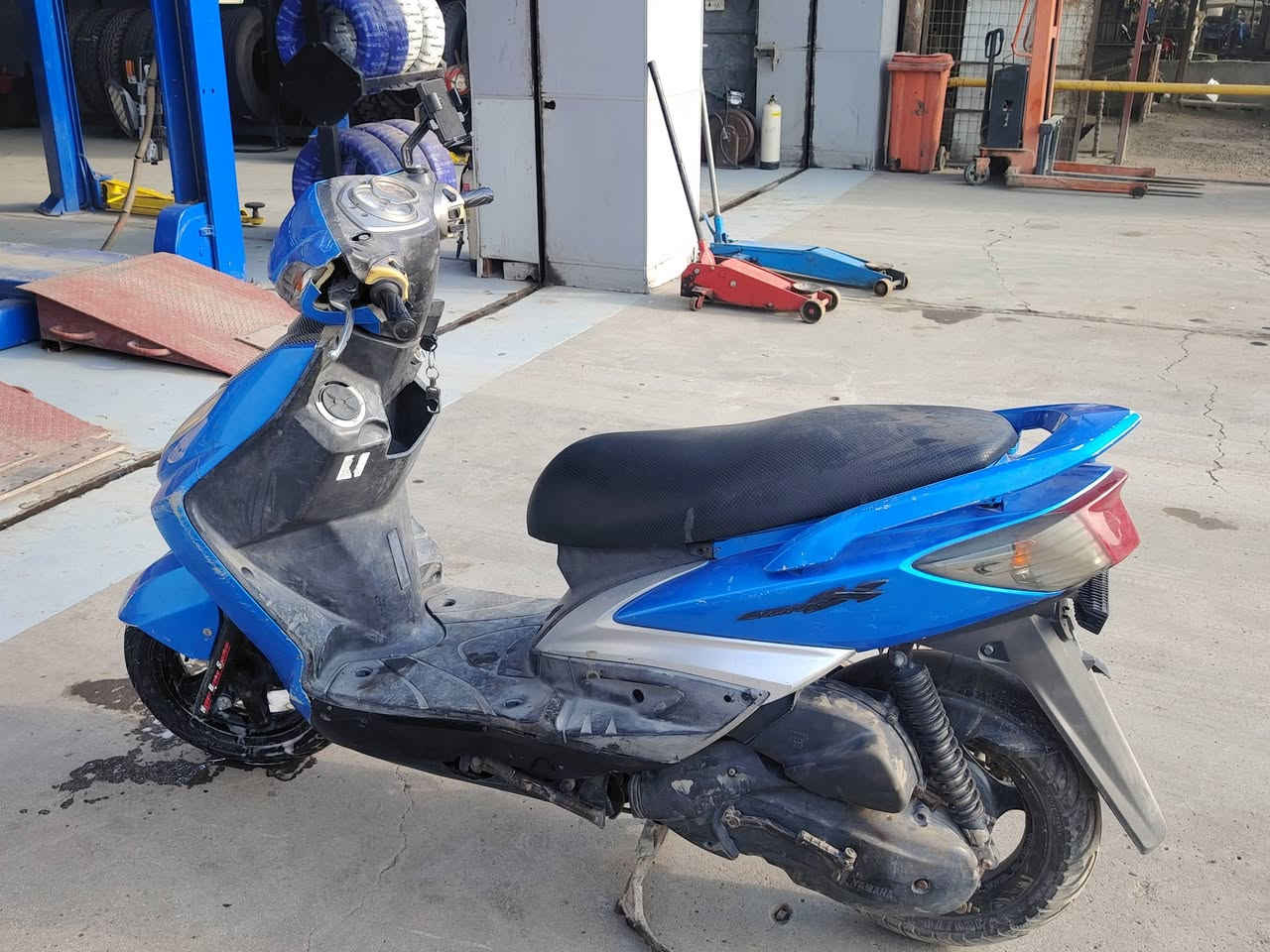 سلام عليكم
سكنس فحل محرك ابلادي كابريته اريد مرواس بيراني لو بوكسر وحسب القناعه مابيع بس ارواس اريد اشتغل دلفري

***********

***********
