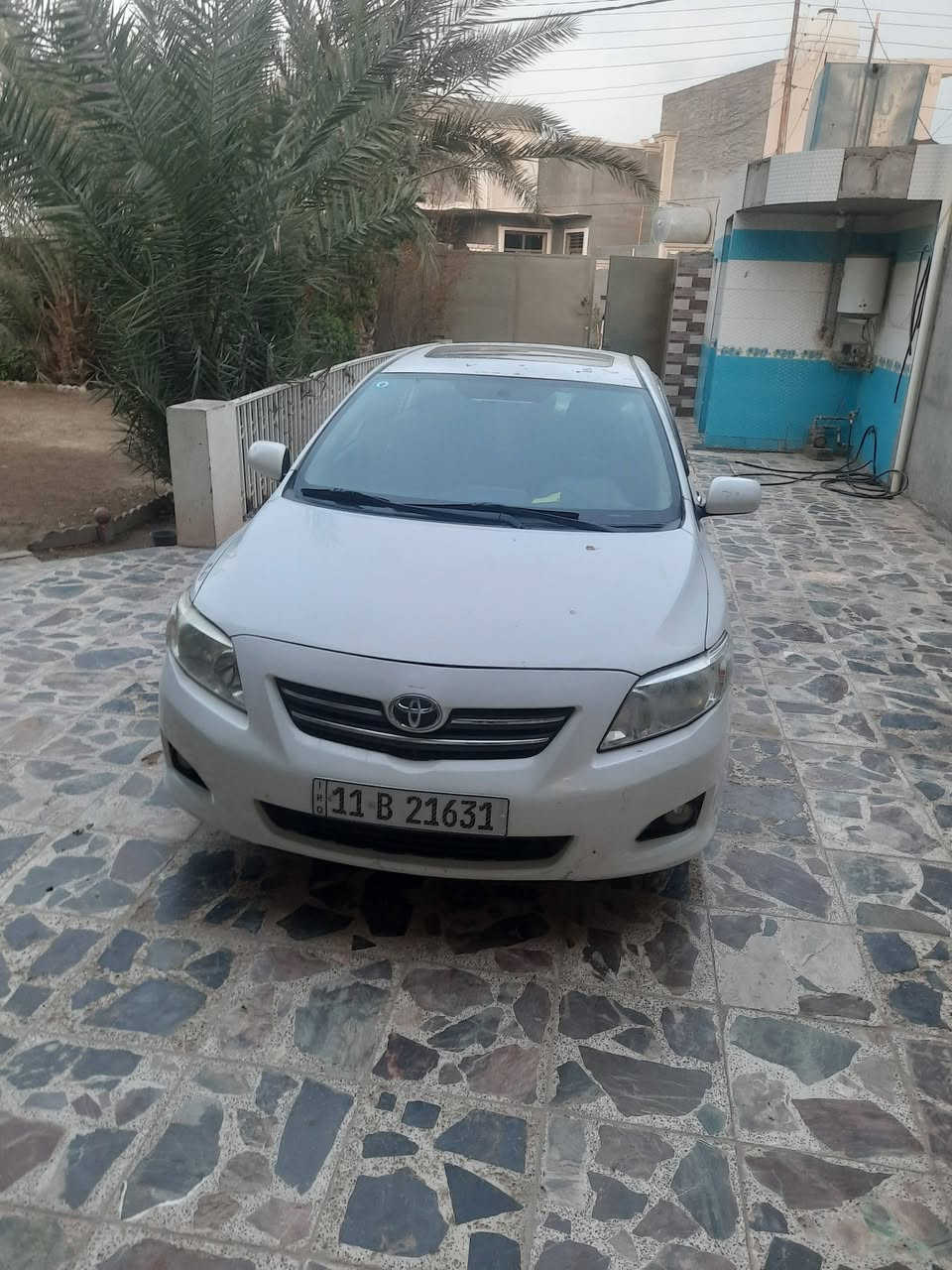 كورلا للبيع ٢٠٠٩ خليجي بيها ٤ قطع صبغ آثار جراد مكفوله من الظربه تبريد كير محرك كله مكفول  السعر ١٠٠ او بيها مجال مكاني فلوجه  ***********
