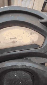 السلام عليكم مطور للبيع شقال ليت عالي ناصي يشتقل سلف تيرات جديد محرك نضيف كهربايات  باتري جديد مطور نضيف فوللل مكاني كركوك وسطي شراي اتصل فقط ما جاوب خاص ***********
