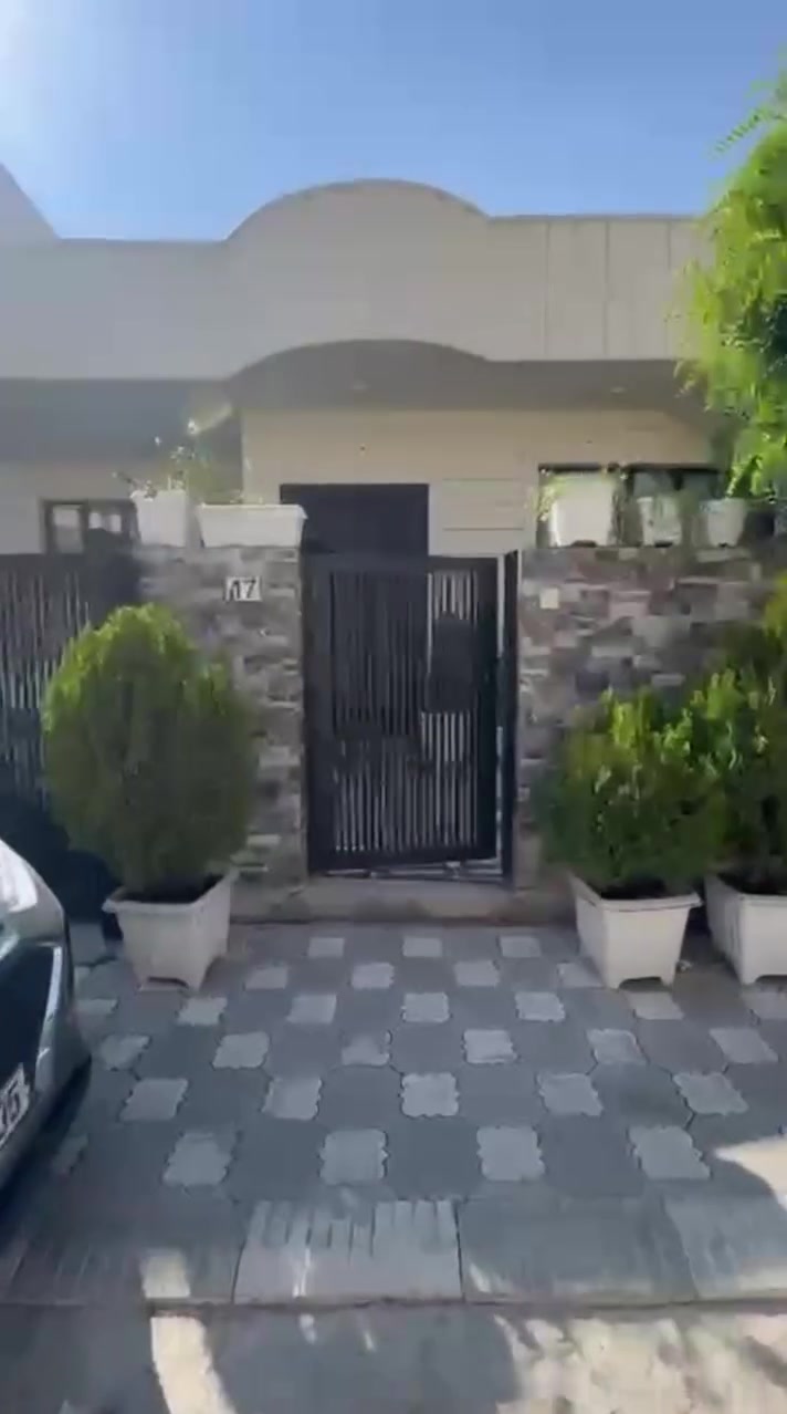 کۆد 1676

🏠 خانوو 220م لە گەڕەکی فەرمانبەران

🔵 کۆڵانی 10م ڕووی ڕۆژ هەڵات نزیکی جادەی سەرەکی

🔵 خانوەکە کامل دەکتوو مە خریبیوو ئەرزی تەختەیە

✔️✔️ بۆزانینی نرخ کۆمێنت دانێ✏️✏️

*********** 📞📞📞

_______________________________

‎تـــــــۆ یـــــــــــی بــە ڕێـــزیش ئـ ە گـە ر موڵـکـــــت هـــە یـــە و ئـــە تــە وێـــت بـــیــفــر ۆ. شــــیـــت. بـــۆ مــان بــنــێــرە لـــە ڕێـــگــەی. ڤــایــبــە ر یـــان وە تـــس ئـــە پــی ئــە م. ژ ما رە یـــــــــە
***********  📥📥📥✅✅
