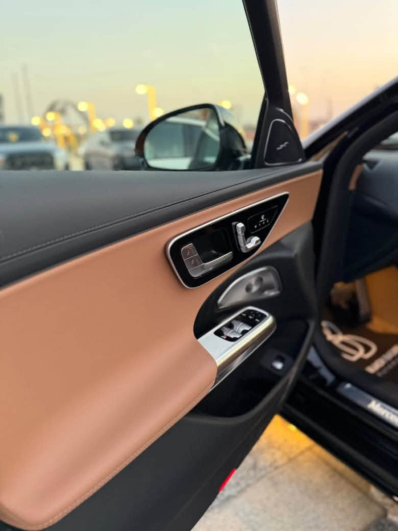 🚗 متاح الآن Mercedes-Benz E200 – Fully Loaded
📦 استلام فوري
✨ أبرز الكماليات: ✔ كاميرا وسينسور 360
✔ شبكة أمامية مضيئة
✔ فوانيس ديجيتال
✔ جنوط 20
✔ Night Package
✔ بصمة (تشغيل بدون مفتاح)
✔ أبواب شفط
✔ شنطة كهرباء بالكامل
✔ كراسي كهرباء بالكامل
تسخين للمقاعد
✔ سماعات Burmester
✔ تكييف 4 Zone
💰 أنظمة التقسيط: ✔ أقل مقدم في السوق
✔ بدون مصاريف إدارية
✔ بدون تأمين إجباري
✔ موافقة فورية
✔ بدون حظر بيع
✔ أنظمة سداد مريحة تصل لعدة سنوات
✔ خصم فوري داخل الشركة عند الدفع كاش
⸻
📞 للاستفسار والحجز:
01550805551
01282642954


**إذا كنت صاحب هذا الإعلان وتريد حذفه لأي سبب، رجاءا أرسل رسالة إلى الدعم الفني**