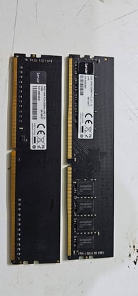 ٤ قطع • رام ليكسر • ٨جيجابايت DDR4-3200