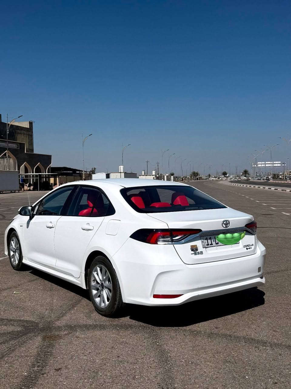 السلام عليكم
للبيع كورلا هايبرد خليجي 2025 فول مواصفات 
السياره ماشيه 7000 فقط  كامله مابيها أي نقص رقم بغداد تحويل مباشر  فول مواصفات 
فتحه 
بصمه 
كشن كهرباء+ داخل أحمر 
وبقية مواصفات المعروفه
السياره مكفوله كفاله عامه من كلشي حالها حال الزيرو 
والسياره مغلفه PPF حمايه أصلي 
السعر 165وبيها مجال جدا بسيط 
مكان السياره كربلاء الاستفسار اتصال على الرقم ***********
