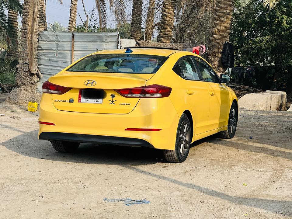 هونداي النترا موديل 2017  136
فولً موصفات 
كير ATM وارد امريكي
مكينة گير حدادية تبريد على الفحص
حجم المحرك 2000 المرغوب دوش  لا تبخير ولا تنقيص
بصمه
رادارات جانبيه وخلفي 
كشن كهرباء 
فتحه
تحكم ستيرن
شاشة 
شاشه اعطال
كامره دواره 
تدفئه تبريد بالكشنات
مكان السيارة بابل قضاء المحاويل 
رقم بغداد بسمي تحويل ثاني يوم  مصفره هيئه وغرامات 
أي استفسار  ***********
