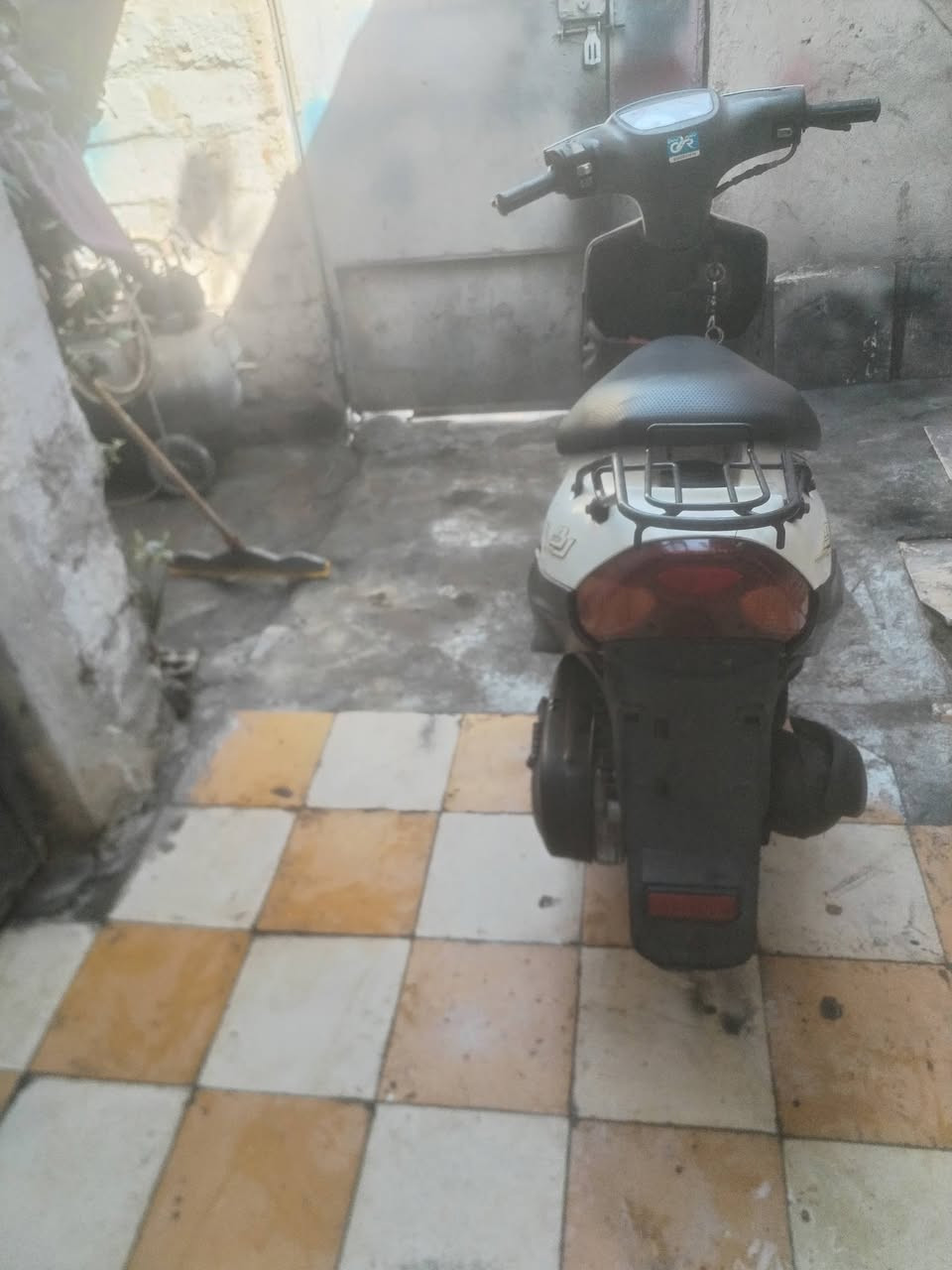 دراجه يماها فحل للبيع السعر 550 دراجه كفاله مال رمبه    ***********
