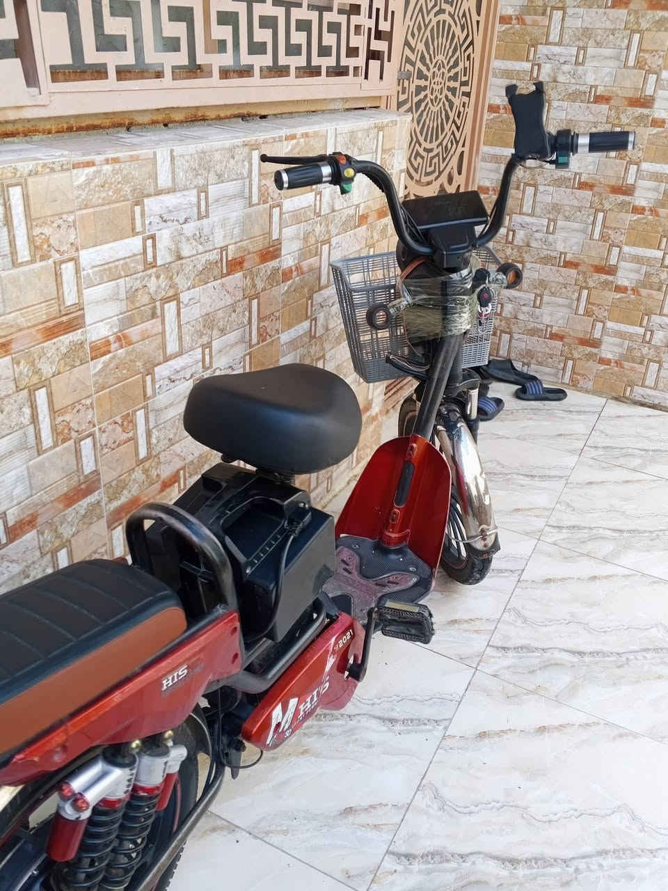 دراجة شحن للبيع
حجم 20 اربع بطاريات بحاله جيده

ملف 500 واط

دبلات خلفيه مزدوجه وثنين اماميات
يجي وياه شاحنه وسويج 2 وبصمه تشغيل وقفل وفتح وانذار 

المشاكل البيه بس سيم بريك ناقص سعره 5

السعر 190الف بيه مجال 

مكان كربلاء الجاير


**إذا كنت صاحب هذا الإعلان وتريد حذفه لأي سبب، رجاءا أرسل رسالة إلى الدعم الفني**