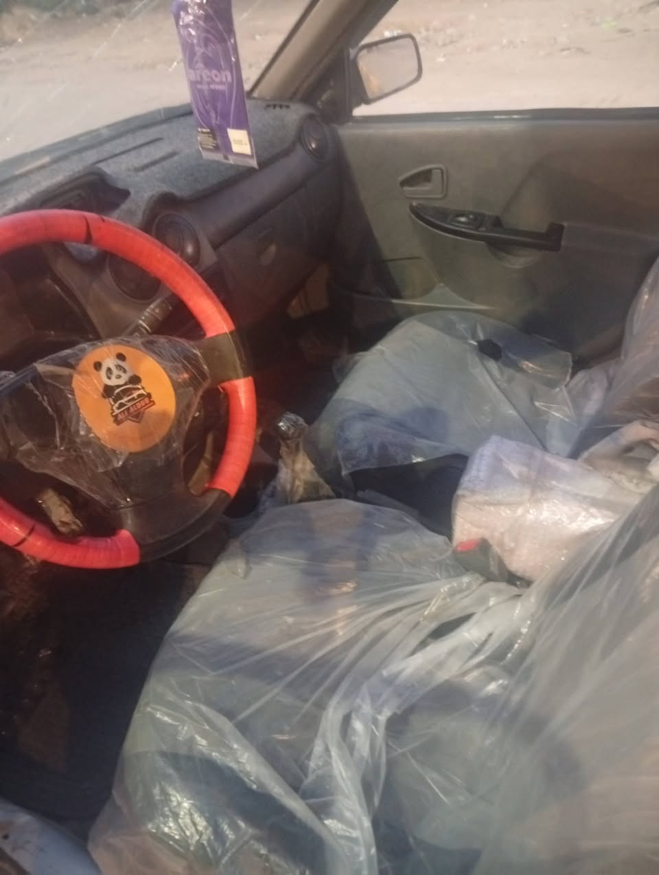 السلام عليكم سياره سايبه موديل 2017 باسم الشركه ابن بلد سياره حلوه ونظيفه وتعبان عليها مكينه مقفوله برانكيتات وشواصي كلهن معمرات ونظيفات دواخل كلش حلوه كهربائيات كلها شغاله رايده ب 22 وبيها مجال بسيط حق الجيه علما ما متواجد على الفيس هذا رقمي *********** البصرة, العراق
