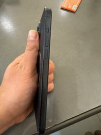 للبيع ايفون 15 برو ماكس ذاكره 256 السعر 750 الف للتواصل 07725443697 مك...