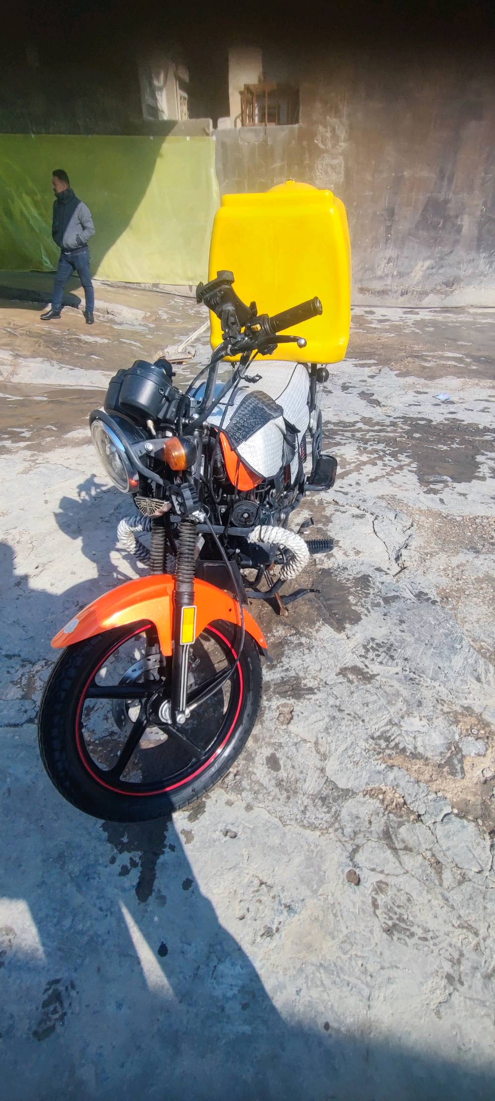 دايوان نفخ للبيع 22 خير من الله سنويه ب اسمي رقم انگليزي جديد كربلاء تحويل ثاني يوم والدراجه مكفوله من الحادث وفتح المحرك . كربلاء الجمعيه. 
#كربلاء#دراجه#