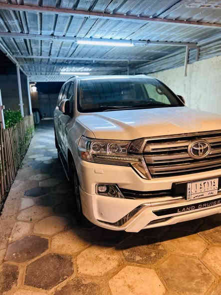 بسم الله ماشاء الله 
للبيع او مراوس بلكزز اسود 2016 
 لاندگروز 2017 كفاله عامه بأسمي مكفوله كير ومكينه وبدن شرط الوكاله  
سياره جديده 
كشنات كهربائيه ثلاثة دگم 
ثلاجه 
حساس امامي خلفي 
دبل ماوس  مواصفات الاندگروز معروفه ميحتاج توضيح 
رقم السياره بغداد مشروع وطني  بأسمي تحويل مباشر 

للأستفسار ***********_***********
