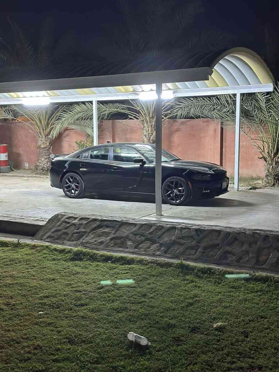 السلام عليكم جارجر 2016 sxt
وارد كندي بدون حادث بدون صبغ بدون تبديل 
كفاله عامه 
كير ومكينه كفاله 
كشن سائق كهربائي 
هيتر بالمري 
السياره جديده بمعنى الكلمه والحمدلله مابيها لا صبغ ولا تبديل ولا حادث 
العنوان  الانبار 
السعر ١٨٣
رقم بغداد مميز ٩٥١١١ ن 
هـ/ ***********
سونارها بالصور
