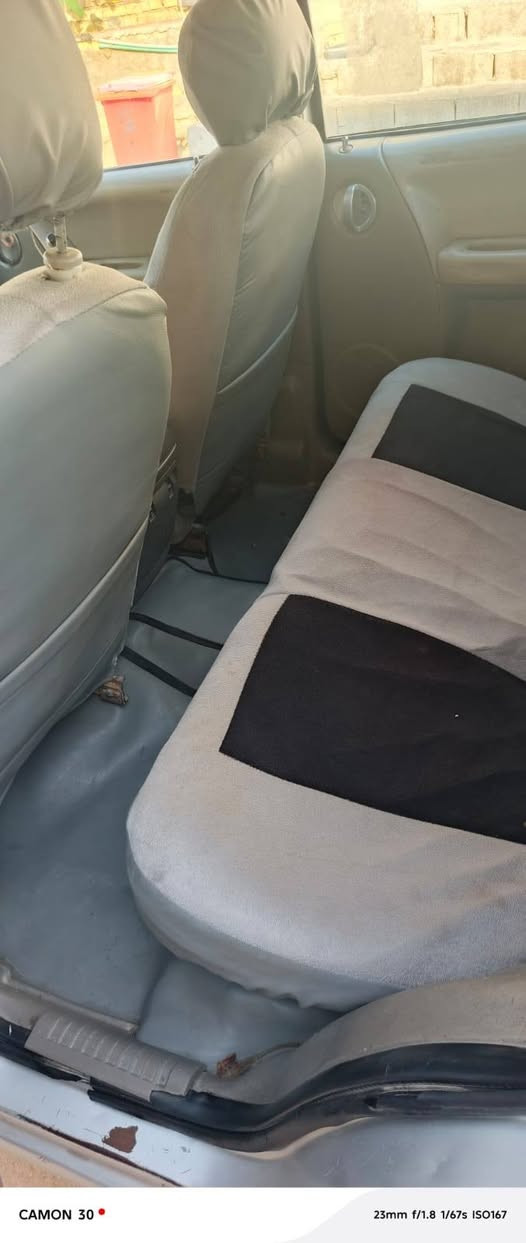 تحيه طيبه للبيع جيب لبرتي موديل ٢٠٠٤ السياره جاهزه من كل النواحي كير ومكينه وحداديه تاير رقم بغداد دولي السعر ٦٥ وبيه مجال بسيط للاستفسار على الرقم ***********مكان السياره واسط النعمانيه
