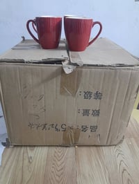 تعزيله محل يتوفر 2 كارتون كوب فرفوري الحجم الوسط لون ذهبي ولون احمر بع...