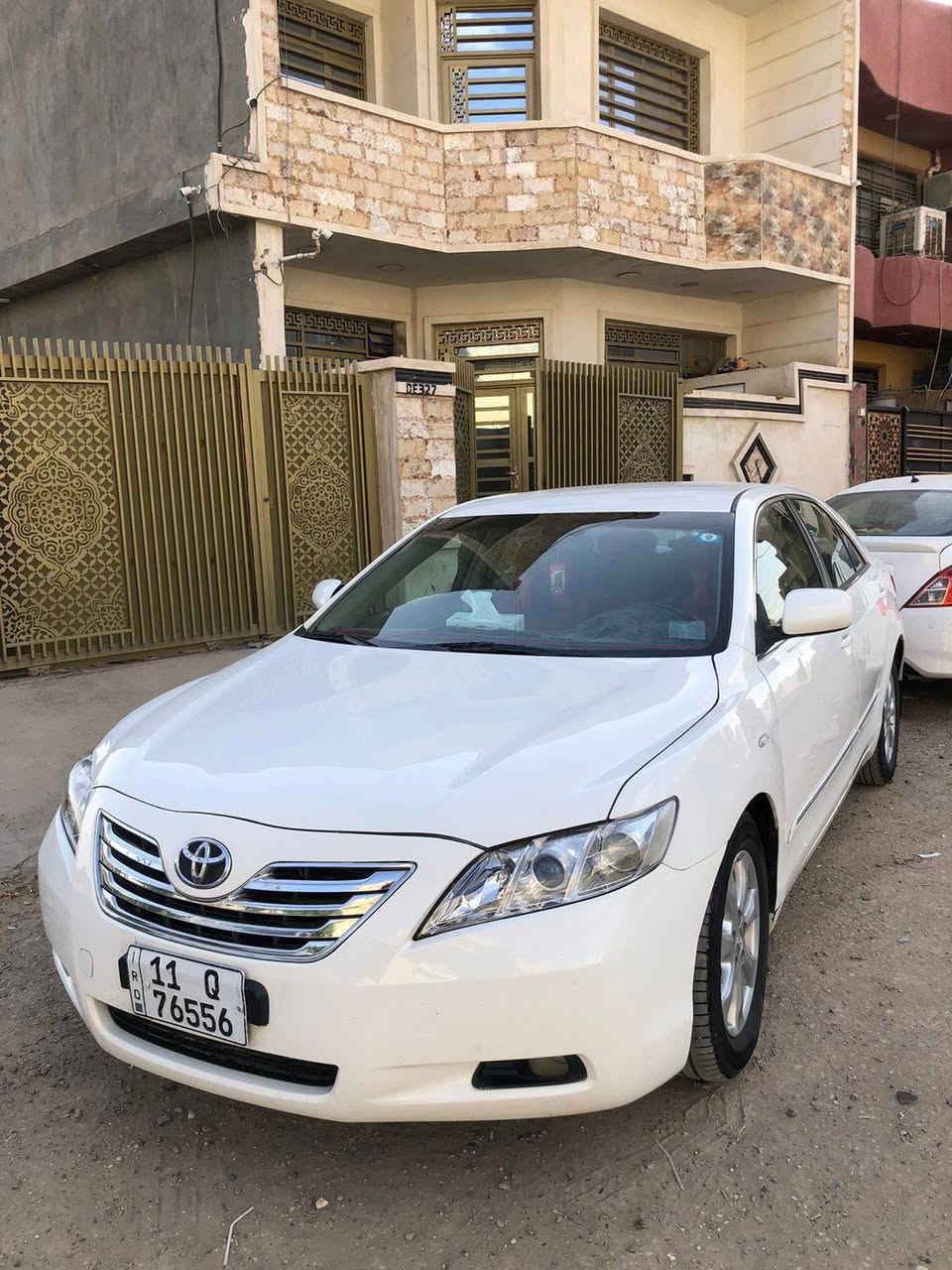 السلام عليكم 
كامري خليجي 2008
سيارة بيهه ضربة بين باب السايق والجاملغ ع كد اربع اصابع جانت مدكوكة عالبارد بس محلوة وصبغتهه ع كدهه وبيهه بارد بالباب خلف السايق ع كد اتلث اربع اصابع وما مبينة وكل التفاصيل ذاكرهه بالفديو 
السيارة glx ماشيه 237
السيارة حلوة وجاهزة مال جناي سعرهه 110
مكان السيارة بغداد الدورة 
الرقم ***********

