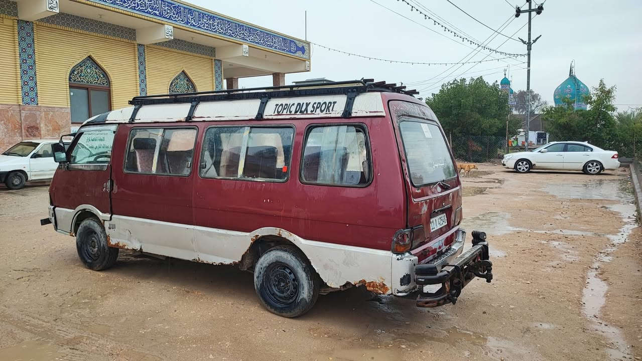 السلام عليكم كيا ايسا للبيع  مكينه  2701 موديل 95 شواصي بلادي كير اكسل مكفول مكينه تبخر قليل بدون تنقيص الغرفه دوشمه جديده السعر 38 وبيه مجال ***********
