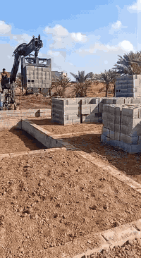 سلام عليكم يوجد الدينه بلوك درجة اولى بسعار مناسبه توصيل محافظة ديالى وبغداد الاتصال ب ***********تواصل واتساب اسعار تنافسيه ومناسبه شرط عل فحص البلوكه
