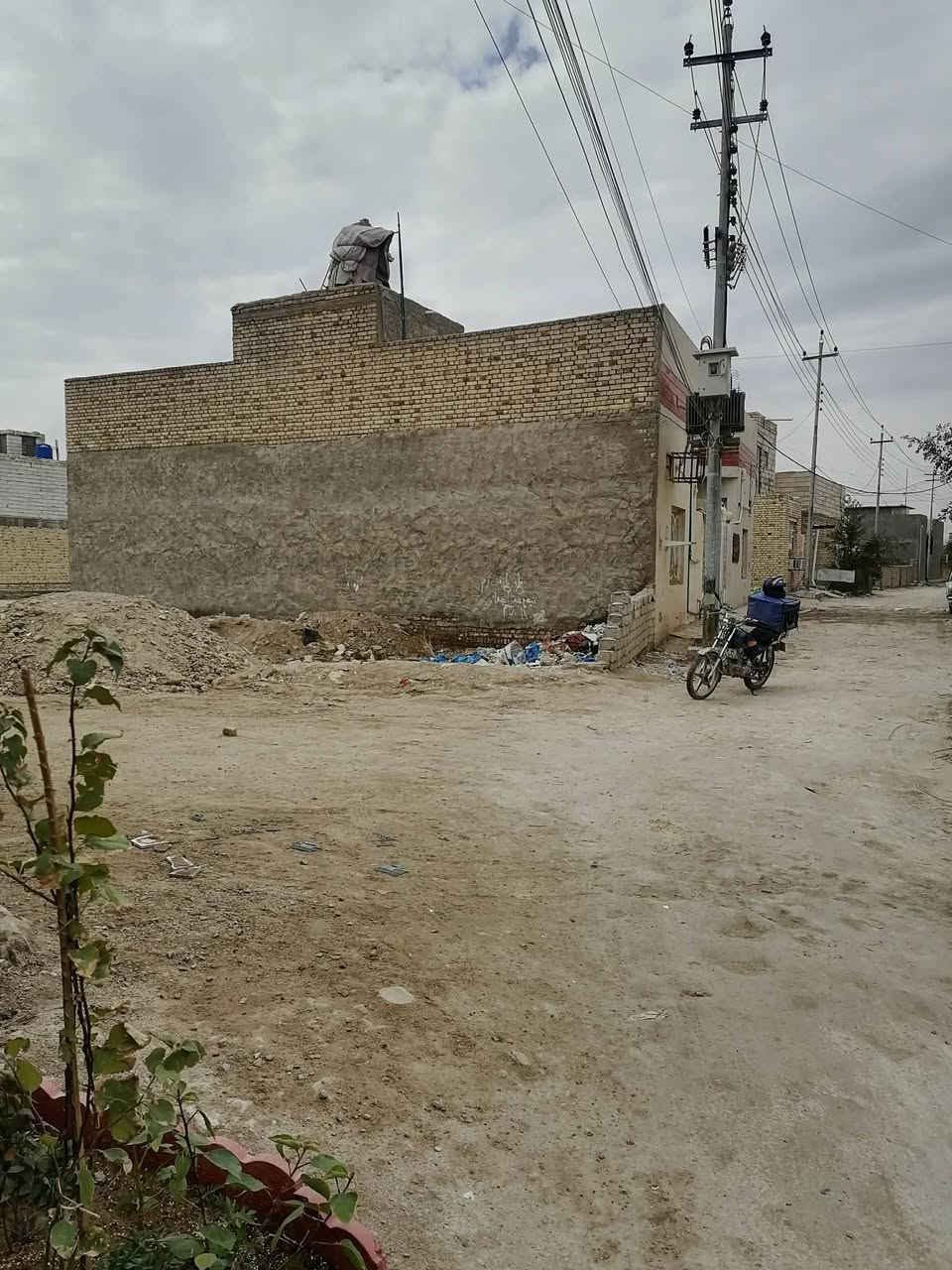 السلام عليكم
قطعة ارض للبيع طابو اسهم سند 25بالشموخ الثانية مزرعة ابو هبة قريبة ع مدرسة نبي الرحمةعرض الشارع 8متر100متر واجة 7ونص ونزال 13ونصخدمات كاملة ماء كهرباء مجاري ***********
