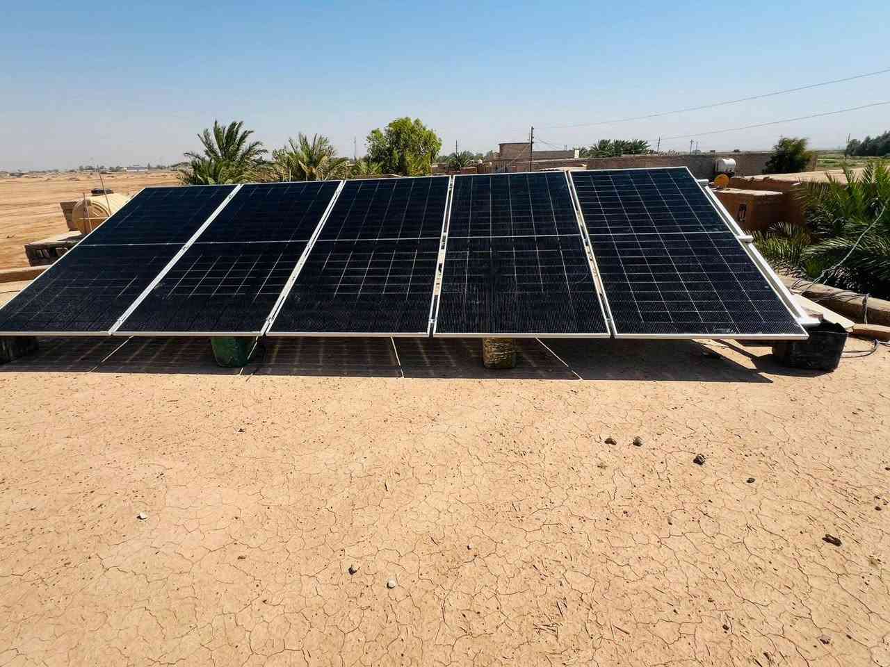 اليوم الأربعاء الموافق 01/07/2026
تم بعون الله إكمال نصب  وتشغيل منظومة للطاقة الشمسية في #قضاء #مندلي. #الجسر 
_ تجهز 10 أمبير نهارا  6 أمبير ليلا وتتكون المنظومة من:-
1-ألواح شمسية عدد 5 قدرة اللوح الواحد 640 واط
2- بطارية نوع ليثيوم قدرتها 5 كيلوواط 
3- أنفيرتر  قدرته 6 كيلو واط
4- بورد خاص بالمنظومة متكامل الحماية
5- هيكل حديد مغلون مقاوم للصدا

#ملاحظه: لانعمل ببطاريات التجميع الرديئة

بإدارة كل من
#عمر #ياسين
#حسن #شيرازي
للأستفسار أكثر الأتصال او مراسلة الأرقام  التالية. ‏
***********
***********

