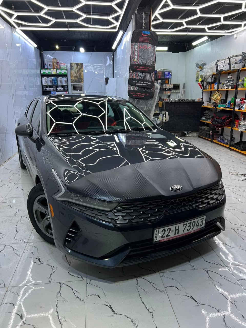 السلام عليكم 
كيا K5 موديل ٢٠٢١ للبيع
وارد امريكي
رقم اربيل باسمي 
عنوان بغداد
الحادث امريكا مبين بالصور
وبيها هنا بغداد ضربه باب السايق مصلح ومصبوغ
وبيها بارد باب عكس السايق

***********
واتس اب
السعر 16500$
