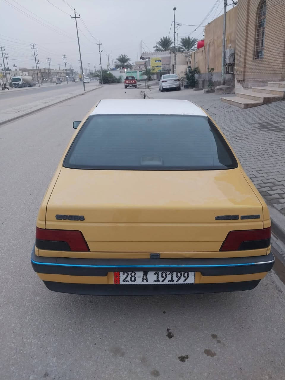 السلام عليكم
بيجو 405 موديل 2012 رقم نجف انجليزي 
السياره مكفوله من الضربه والصبغ 
مصفره هيئة وغرامات بأسمي 
السعر 35 ورقه وبيه مجال قليل 
*********** مكاني كوفه
