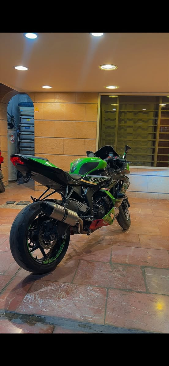 كاوسكي موديل 2017 636 ZX. دراجه كلش نصيفه كل شي مابيه اي نقص مابيه كير مكينه كفاله دراجه ماشيه 24 الف 
السعر 60 بيه مجال ستفسار على الرقم 
***********
