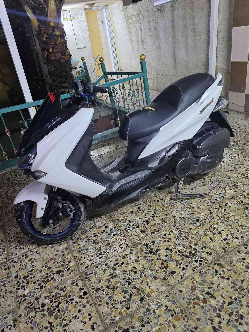 سلام عليكم دراجي ماجسته حديث لبيع كله شغال


**إذا كنت صاحب هذا الإعلان وتريد حذفه لأي سبب، رجاءا أرسل رسالة إلى الدعم الفني**