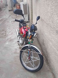 دراجه ايراني 5 كير شغال سلف هندر هورن لايت عداد سرعة  رون شغال على فحص...