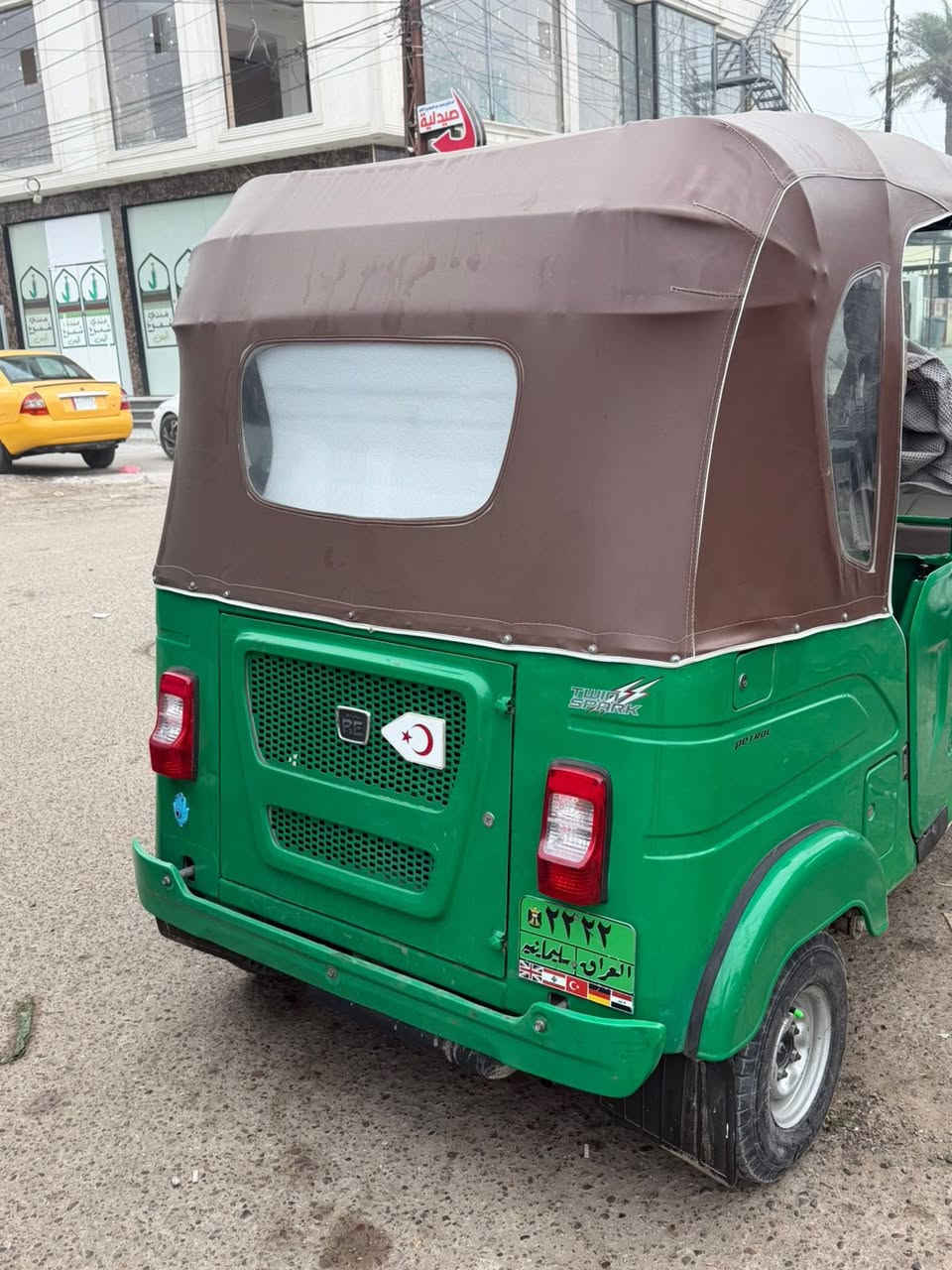 سلام عليكم تكتك كفاله عام موديل22شهر11رقم وسنويه نكليزي السعر9800رقم الهاتف***********
