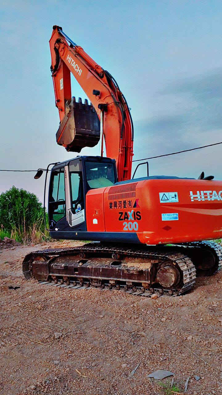 حفاره البيع  موديل 13  مكفوله مابه اي نقص على وضع الشركه مكانه كربلاء  سعر ‏‪***********‬‏
