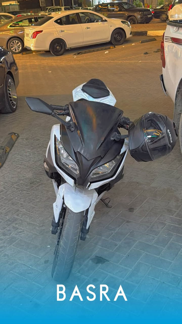 السلام عليكم شباب (كاوساكي موديل 2014 حجم 300 cc ( ادووات ادوووات اكفلك سرقة وحادث فقط )
مسوي ادامه كامله قبل اسبوع
دهن امزيول 10-40
ماي. راديتر اصلي
بلكات اصلي
فيت بم اصلي
وتنظيف كامل لغرفة الاحتراق
كفرات عمرتهن كلها يعني جاهزه الف ماتصرف عليها 
مكانها بصرة *********** 
1000$ يعني 10 ورقات يعني مليون ونص
