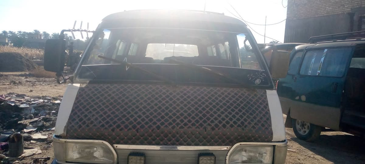 السلام عليكم كيا بستا موديل 95رقم احمر للبيع لارقام فقط مصفره ضريبه ونقابه الاتصال ع هذا رقم *********** والي يريد يشتريهه كامله ميكانيكي كامله كلشي بيهه نظيف
