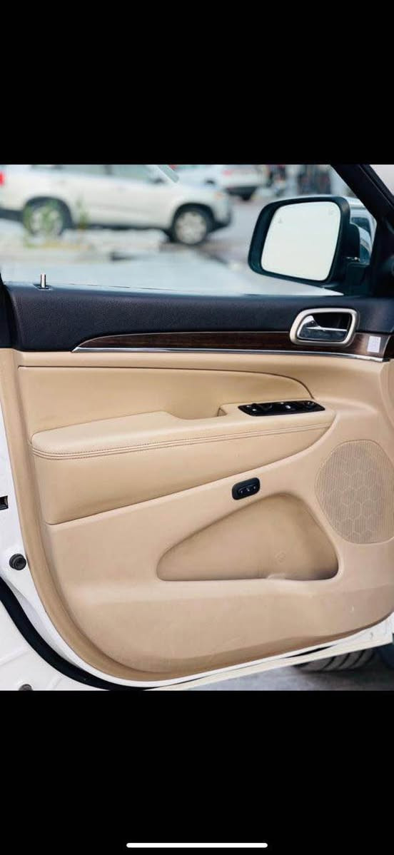 للبيع فقط جيب كراند شيروكي 2016 اصل تحويل ثاني يوم رقم بصرة مكان السيارة الناصرية للتواصل *********** واتس
اب فقط
التقرير مرفق
السعر 20000 دولار
200 ورقة شدتين ناصرية, ذي قار
