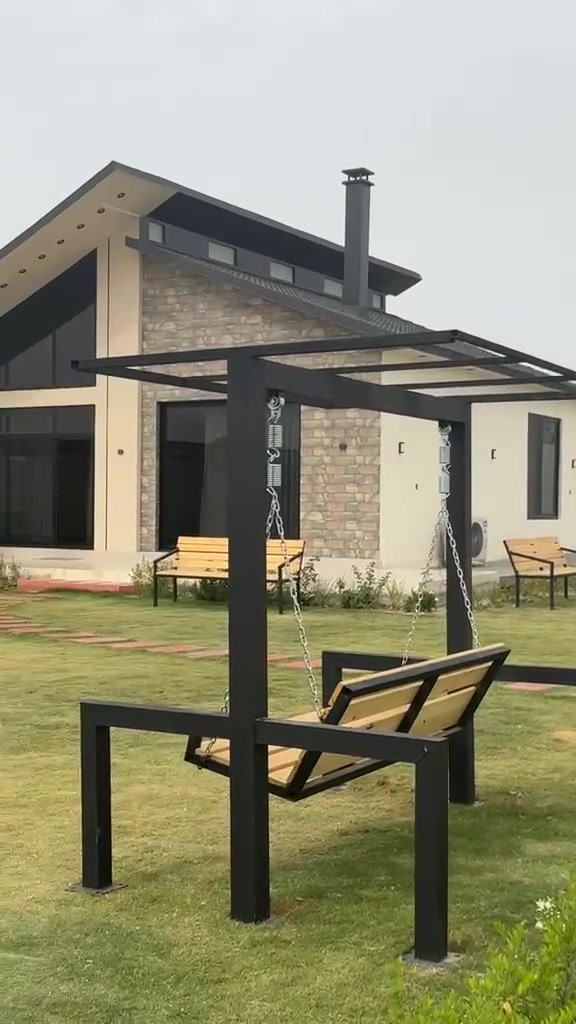 اهلاً وسهلاً بيكم في ✨
🌴 مزرعتنا 🌴

نسعد بتواصلكم ويانه 🌹
وللاستفسار عن الحجز هذا تفاصيل الأسعار والأوقات مراسله واتساب
📞***********
♦ الشفت الصباحي 
⏰ من 8 الصبح لحد 6 العصر
♦الشفت المسائي
⏰ من 8 باليل لحد 6 الصبح
♦يوم الكامل
⏰  يستلم الساعه 8 الصبح ويطلع ثاني يوم الساعه 6 الصبح
(مده الحجز 22 ساعة)
العدد المسموح: 15 شخص (الاطفال غير محسوبين)
في حال تم الحجز يرجى قراءة شروط وتعليمات المزرعه قبل دفع العربون
. يشمل إيجار المزرعه فقط ( بدون تجهيز 
⏰ الوقت: من الساعة 8 صباحاً – إلى الساعة 10 مساءاً(الأستلام الساعة 12)

🚫 نعتذر عن استقبال مناسبات الشباب وحفلات الچوبي
👨‍👩‍👧‍👦 الحجز للعوائل فقطء
📌 تثبيت الحجز:

•  عربون نصف المبلغ
•  إرسال صورة التحويل
•  عند الحضور: مستمسك
 📍 الدورة هوررجب– سريع الدورة الجديد
(تبعد 8دقائق عن جسر الطابقين)

✨ زيارتكم تسعدنا دائماً
