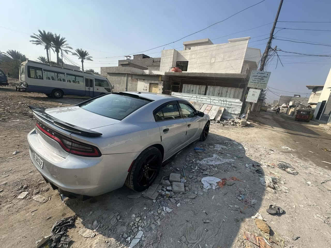 جارجر sxt موديل ٢١ للبيع او مراوس حسب القناعة برام ان وجدت
السيارة بيها صبغ جامرلغ خلفي على كد شبر و بارد بابين مثل ما موضح بالصورة
السعر المطلوب ٢٢٥ قابل للتفاوض
السيارة موجودة ببغداد حي الاعلام 
رقم الهاتف : *********** مكلف بالنشر الشراي يتصل
