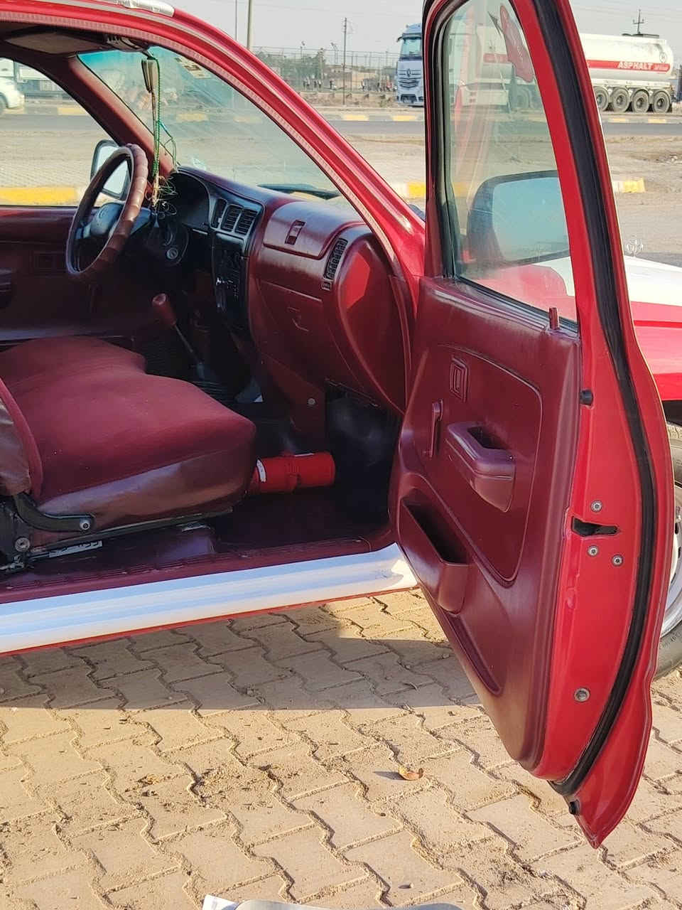 بيكم 2001دم الغزال لبيع السيره جديده بمعنه الكلمه السيره محرك علا وضع الشركه ما مفتوح قطره صبغ ما بيها تخم تاير جديد كهربءيات علا وضع الشركه كلها شغاله السياره رقم صلاح الدين بيها ملاحضات بصيطه كلش السعر 120وبيها مجال قليل رقم الهاتف***********
