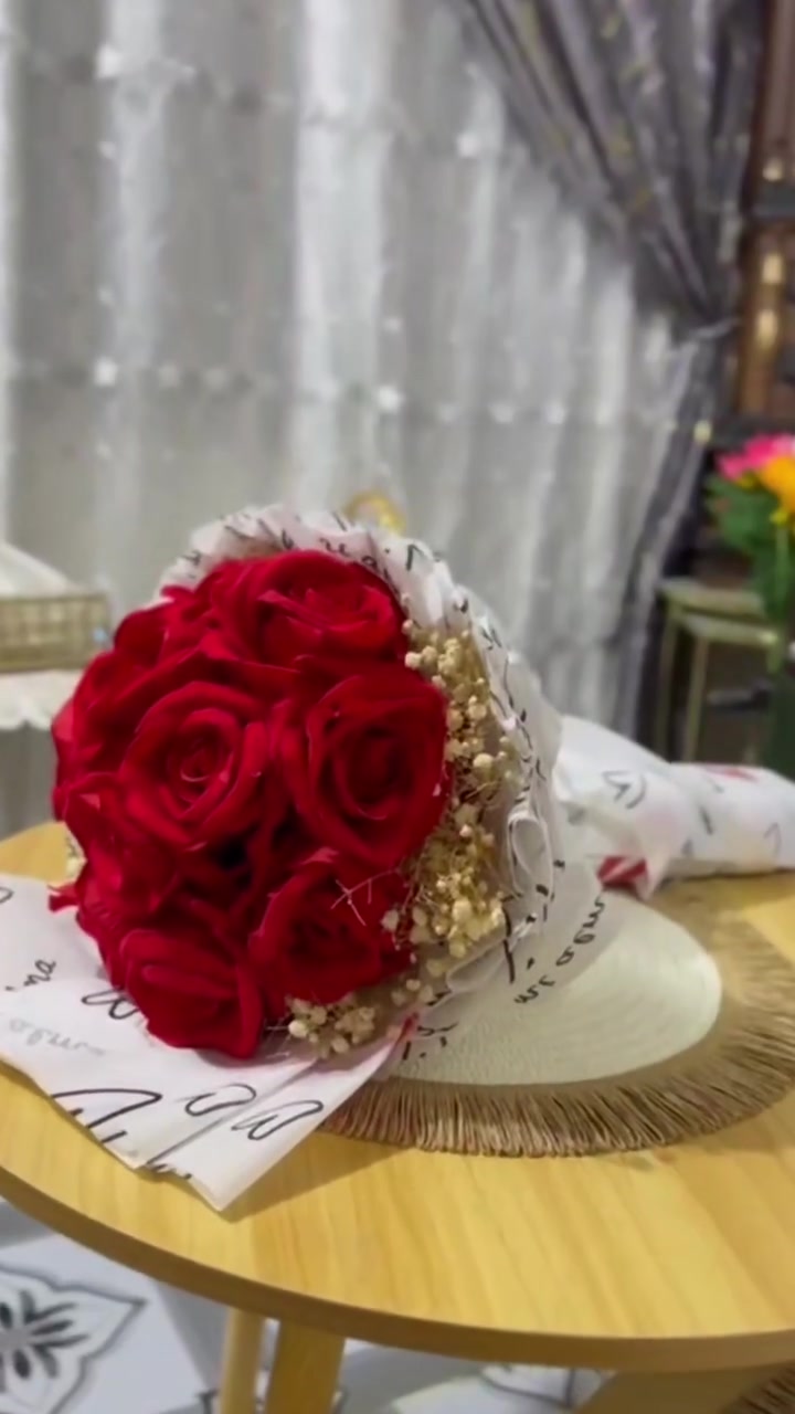 ورد بجميع الاحجام والاشكال
تنفيذ جميع الافكار 
باااسعار جدا مناسبه
يوجد بيع مباشر
يوجد خدمه توصيل داخل الزبيديه


**إذا كنت صاحب هذا الإعلان وتريد حذفه لأي سبب، رجاءا أرسل رسالة إلى الدعم الفني**