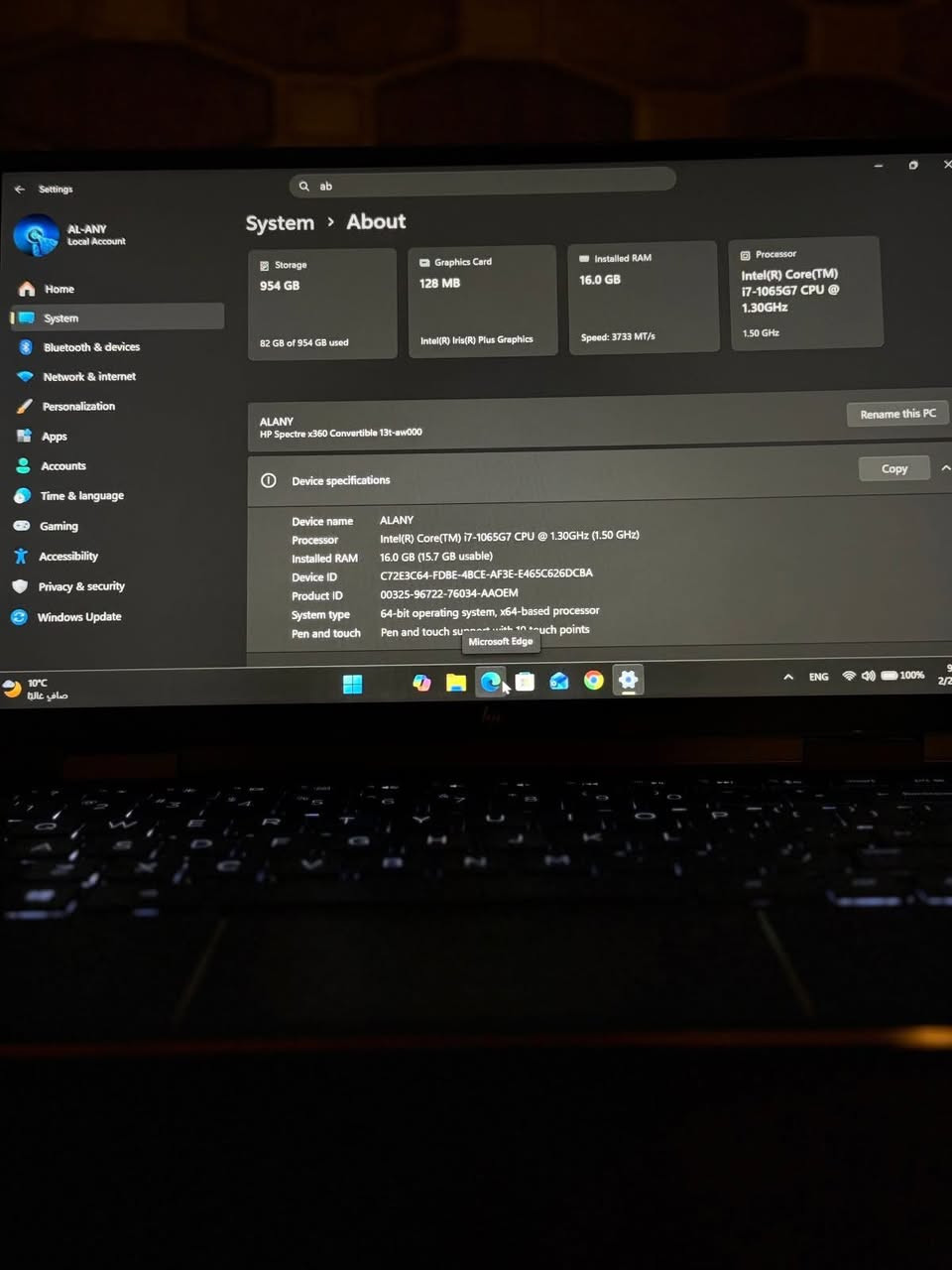 للبيع لابتوب HP Spectre x360
* الشاشة: 13.3 بوصة Full HD + لمس
النوع: Convertible (ينقلب 360 درجة – لابتوب + تابلت)
* السماكة: 1.6 سم
* الوزن: 1.3 كغم
* المعالج: Intel Core i7-1065G7
* كرت الشاشة: Intel Iris Plus Graphics
* الرام: 16GB LPDDR4
* التخزين: 1TB SSD
* المنافذ:
2× Thunderbolt 3 (USB-C)
1× USB-A
قارئ MicroSD
مدخل سماعة
* البطارية: اكثر من 8 ساعات استخدام عادي + شحن سريع
- تصميم نحيف
- شاشة قوية والوان ممتازة
- بطارية ممتازة
- مناسب للطلاب والتنقل
نظافة 90%
مكاني سليمانية يوجد توصيل
السعر: 800,000 دينار


**إذا كنت صاحب هذا الإعلان وتريد حذفه لأي سبب، رجاءا أرسل رسالة إلى الدعم الفني**