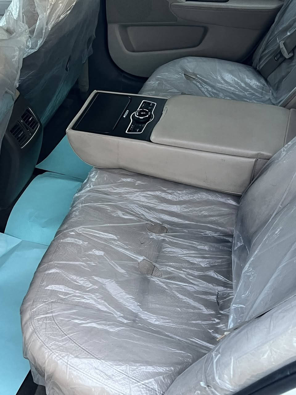 كيا  كادينزا مديل 13 خليجي فول واحد ع واحد قطره صبغ ما بيه ***********  واتساب موجود تعليقات ما رد مراوس هم حسب قناعة
