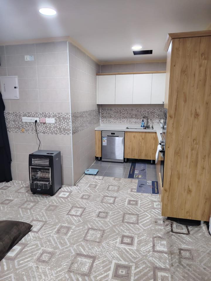 ✨ فرصة مميزة للبيع ✨
🏡 دار 250 متر – الأميرات الأولى / المرحلة الثانية

📍 الموقع: على السنتر – بلوك 13

💵 البيع: نقد

✨ مميزات العقار:

✅ موقع مميز وحيوي

✅ قريب من الخدمات والأسواق

✅ مناسب للسكن أو الاستثمار

✅ ضمن منطقة مرتبة وهادئة

📞 للاستفسار والمعاينة:

📲 ***********

📲 ***********

📍 مكتب فدك للعقار
