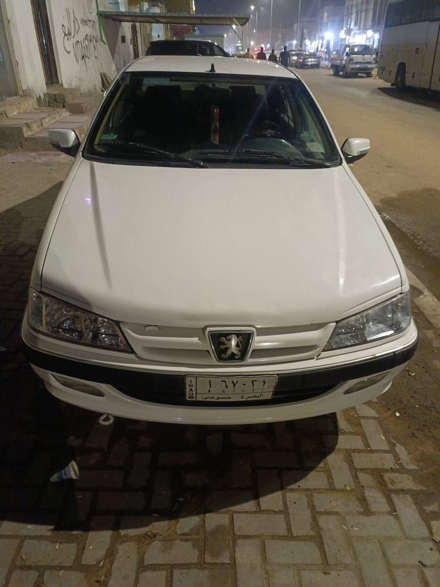 سلام عليكم سيارة بيجو موديل 2018مكفوله كفاله عامه من ضربه ول تبديل ول صبغ مكينه وكير  تبريد ثلج رقم بصرة باقي 8شهر صير حرة وكاله مضمونة سعر 54بيه مجال ستفسار *********** مكان سيارة البصرة حي الحسين البصرة, العراق
