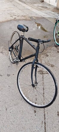 بايسكل c700 متروك بنجر امامي وعكرب يفلت مرات يعني تصليح ما يكلف (7) ال...