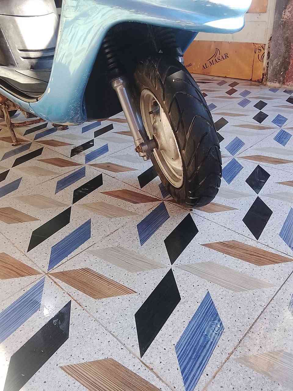 سلام عليكم دراجه فراشه فحل مابيه كل نقص دراجه رمبه ما مفتوح بيه برغي جيب فيتر وتعال كله شغاله سلف هندر لايت زنون عالي ناصي قفل جنطه قفل سكان كهربائيات كله شغاله مكينه مامفتوحه كفاله عامه ❤️السعر 450 وبيه مجال حك الجيه مكاني حله بكرلي *********** 🥰***********✌️
