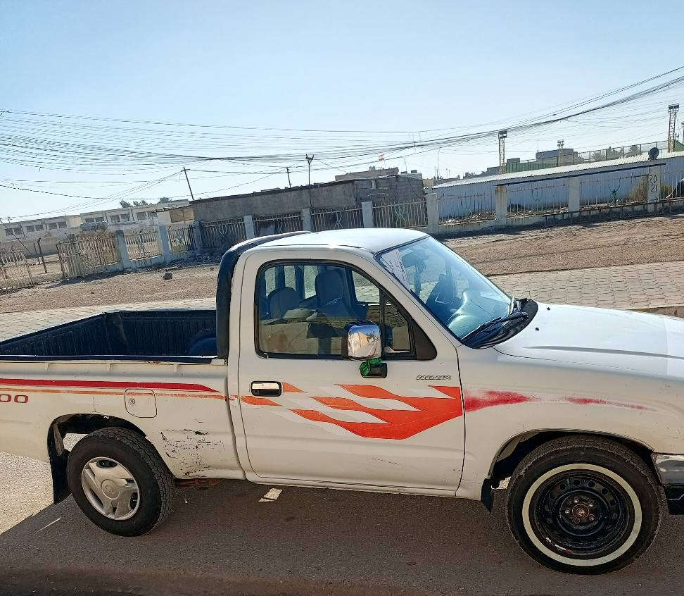 السلام عليكم
سياره مديل98 كفاله عامه 
رقم واسط 
السعر 88وبيها مجال 
***********
