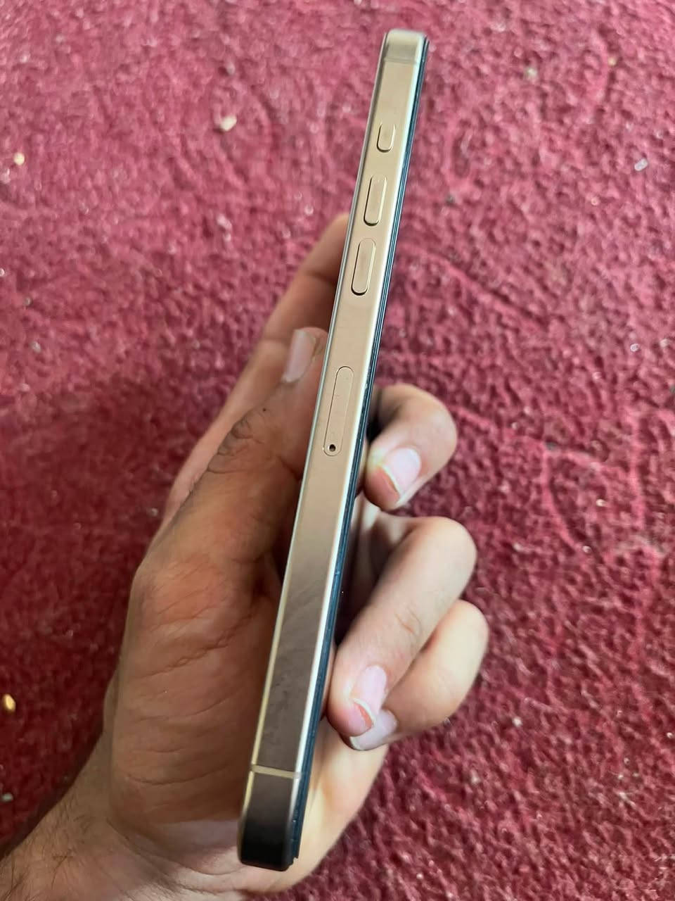 ايفون 16 برو ماكس
ذاكرة 256GB. 
بطارية 98 ودورات الشحن 240 دورة 
فقط مستبدل شاشة oled نوعية ممتازة والوانها حقيقية 
الجهاز نظيف جدا وسعره مليون و 100 وبيه مجال 
الجهاز وياه كارتونته وكيبله الاصلي 
العنوان البياع ***********
