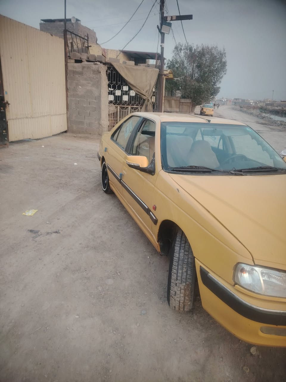 ياالله سلام عليكم بيجو بارص2015
مكينه وكير خير من الله حداديه نص عمر بيه طخات بصيطه ويرادله ترتيب سياره بسمي مصفره هيئه وغرامات لسعر 41وبيه مجال ***********
