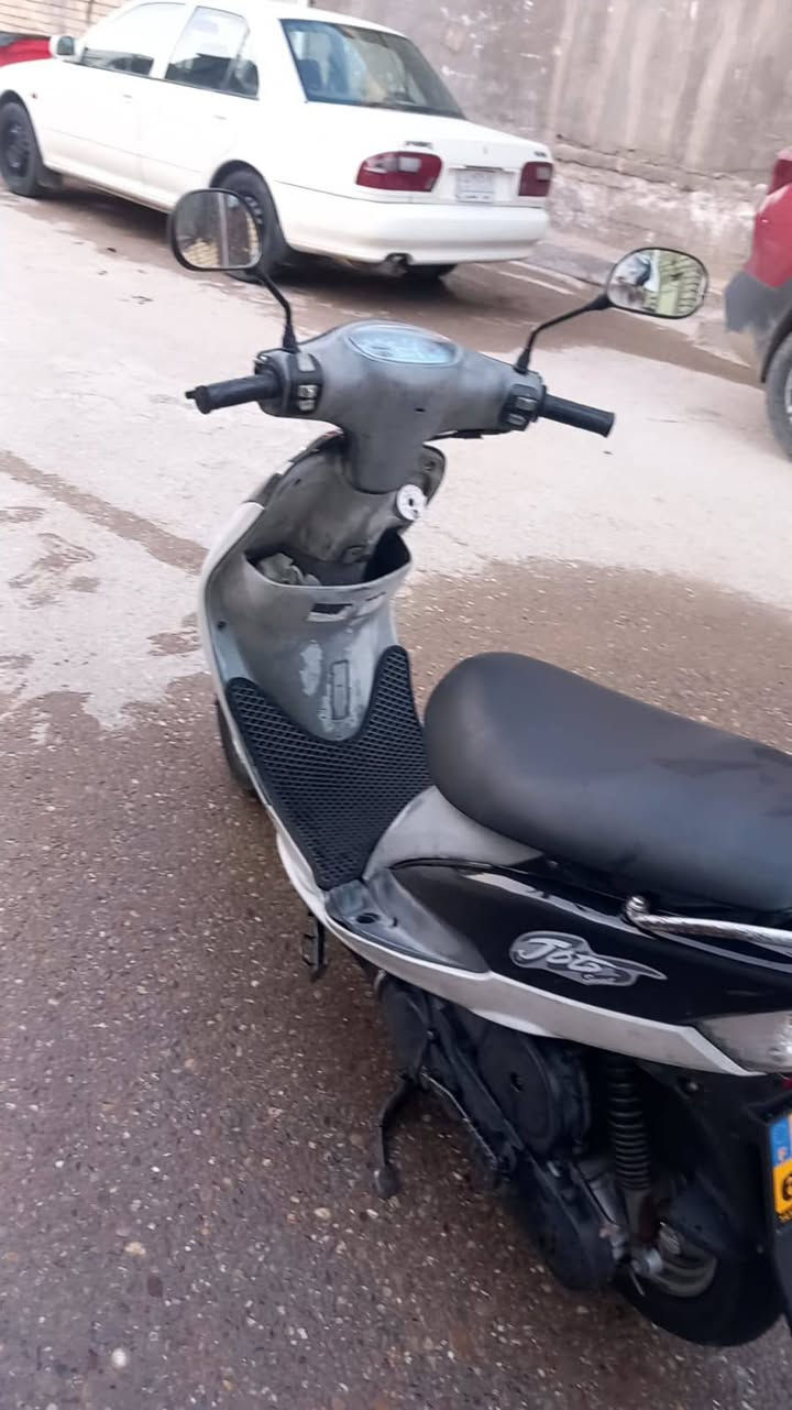 السلام عليكم دراجه ماكس منغولي
جديده صارله اسبوعين من نازله من رمبه شدينه زوج تايرات و باتري جديد الله شاهد تجي تاخدها لي فيتر ليعجبك الرقم *********** المكان الامين الثانيه شارع النواب السعر خاص
